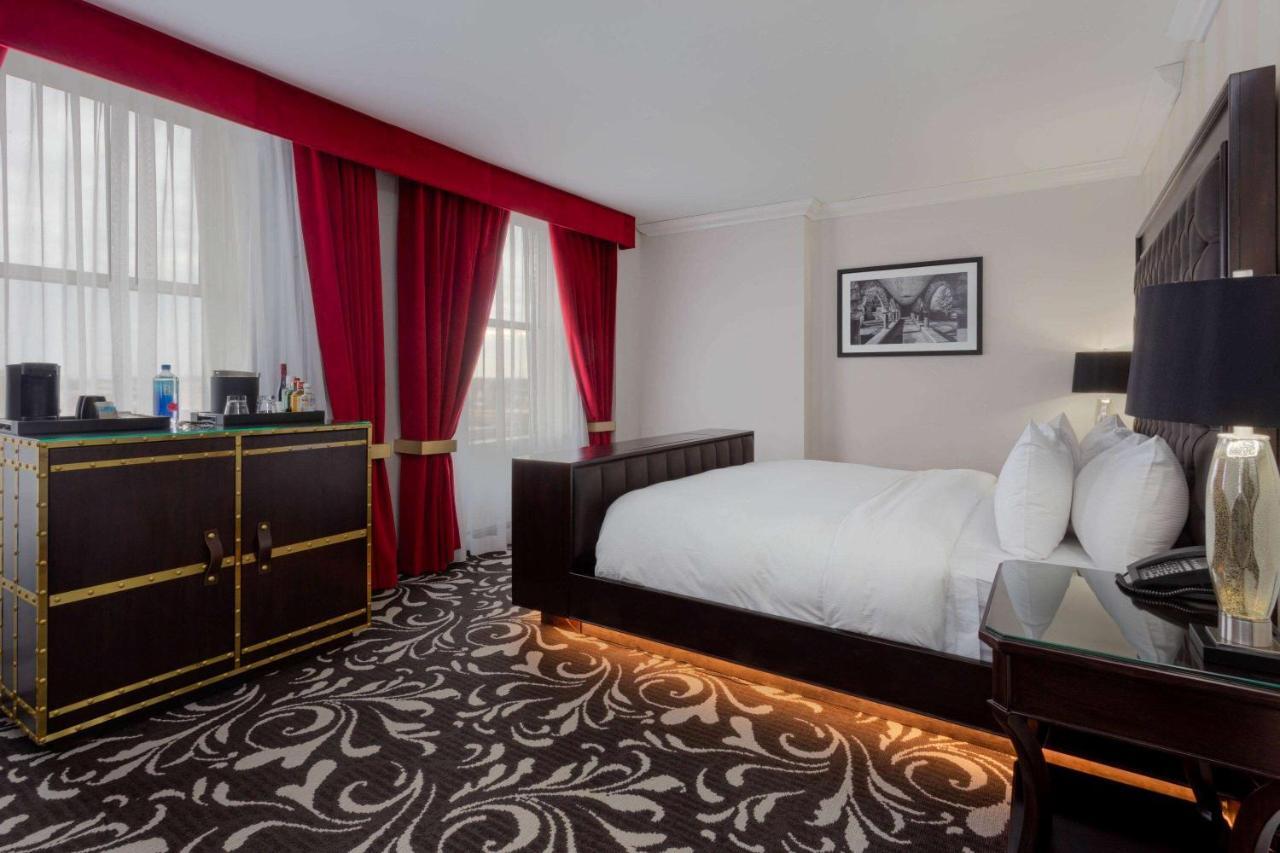 Hotel Retlaw, Trademark Collection By Wyndham Fond du Lac Extérieur photo