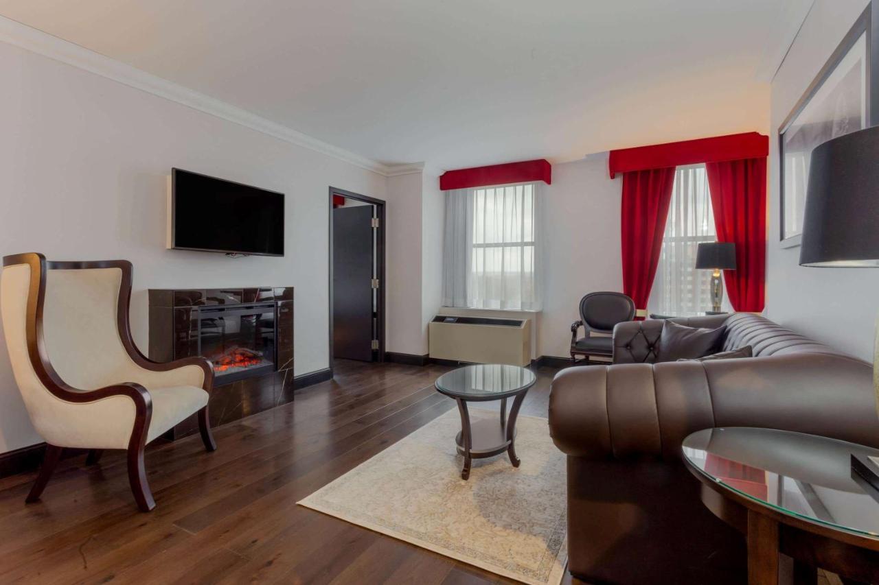 Hotel Retlaw, Trademark Collection By Wyndham Fond du Lac Extérieur photo